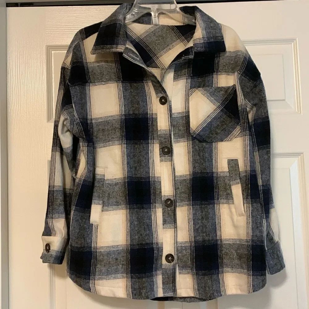 ZENANA, flannel plaid, jacket shirt, great condition, ladies medium
